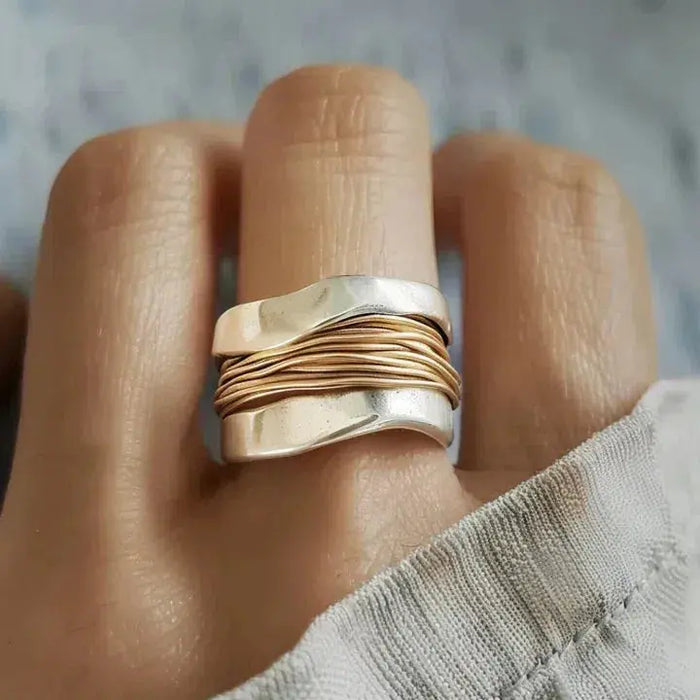 EdithMay™ - Silver ring with golden threads