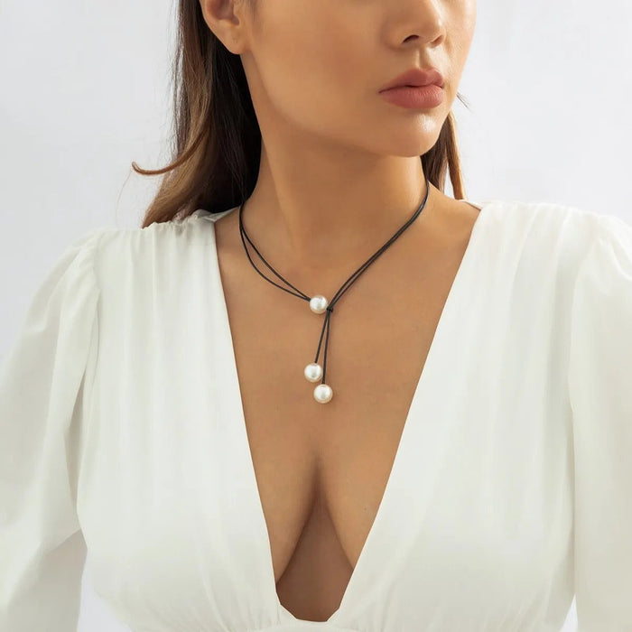 EdithMay™ – Pearl Trio Drop Necklace